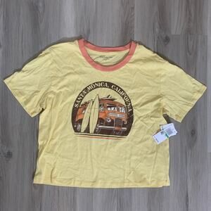 Santa Monica California Women's T-Shirt Tee Large Yellow Short Sleeve Cropped